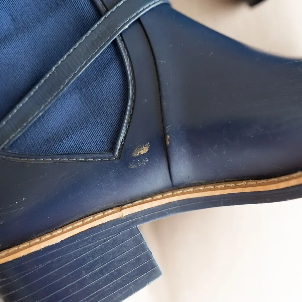 Women’s Bernardo Peony Navy Blue Rain‎ Boots size 6/7